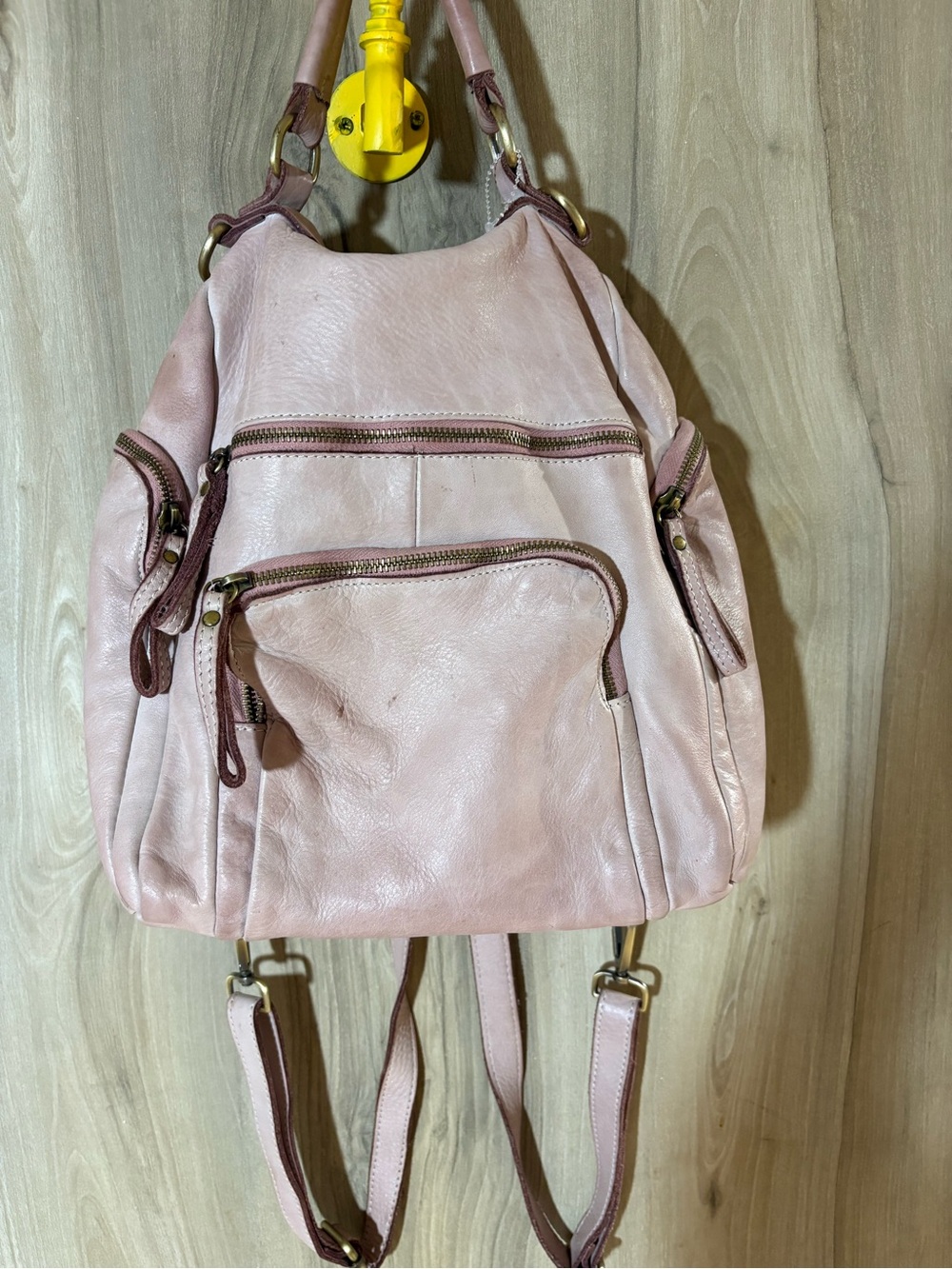 Lusher leather bag